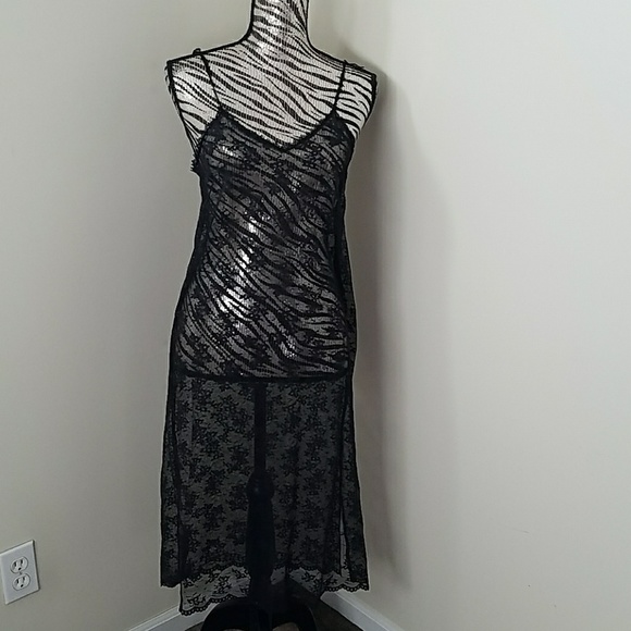 Lace slip - Picture 1 of 4